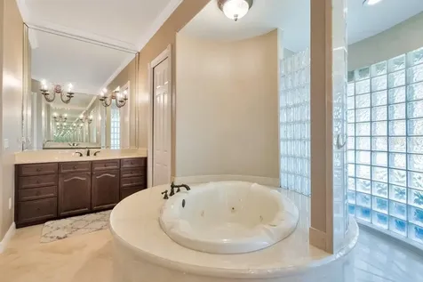 7718 Debeaubien Drive Orlando FL 32835