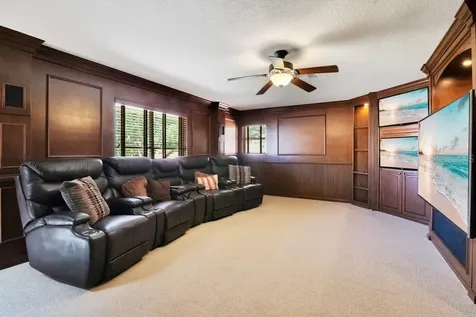 7718 Debeaubien Drive Orlando FL 32835