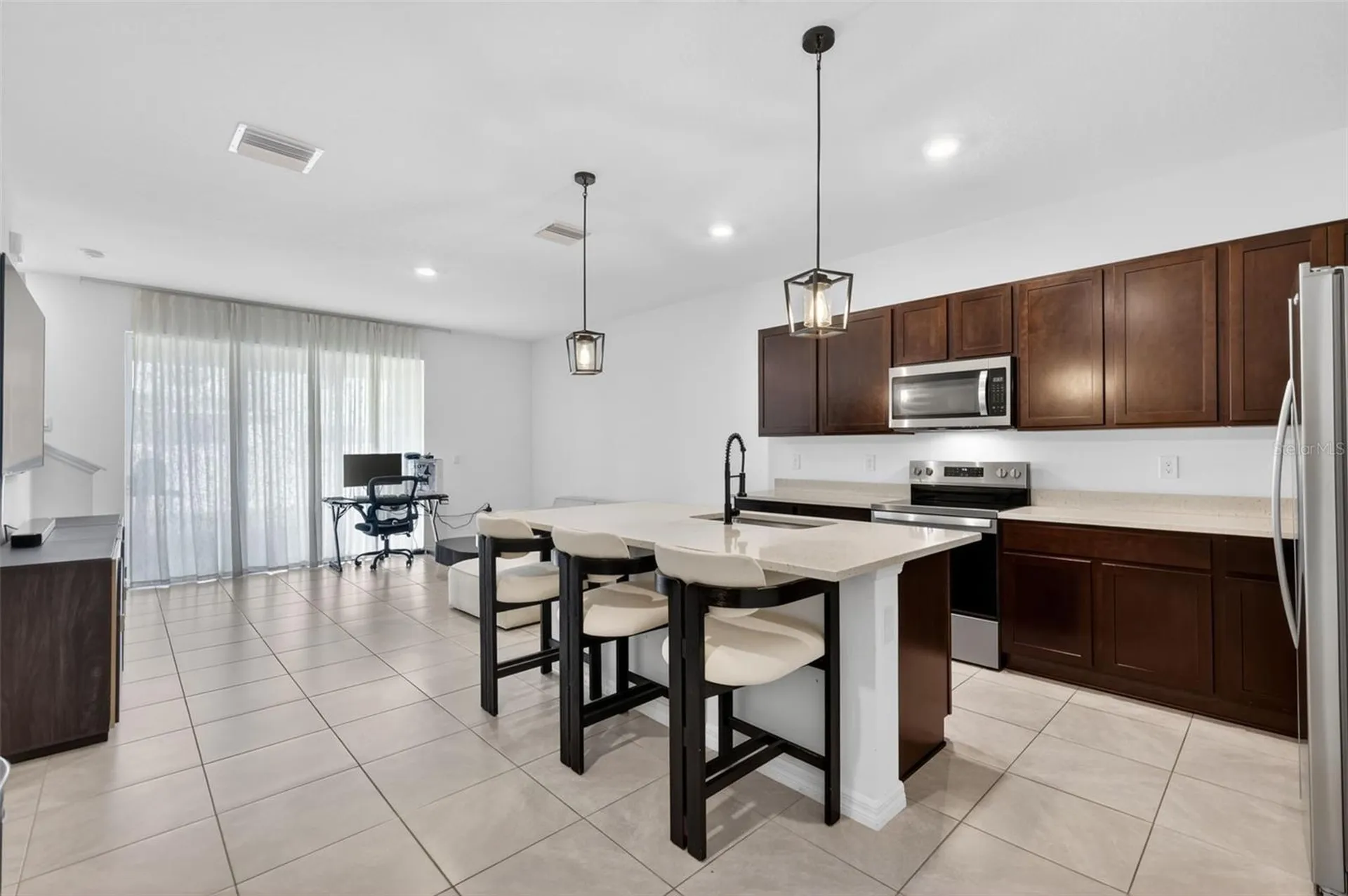 567 Mangrove Shade Circle Apollo Beach FL 33572