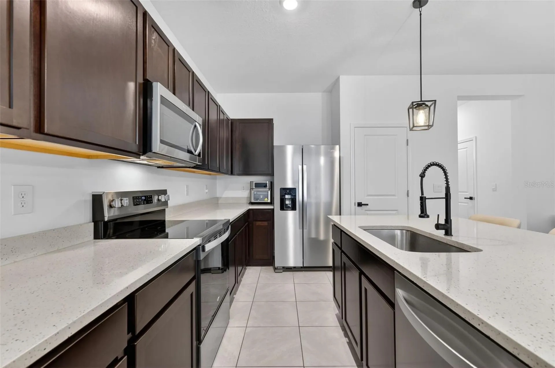 567 Mangrove Shade Circle Apollo Beach FL 33572
