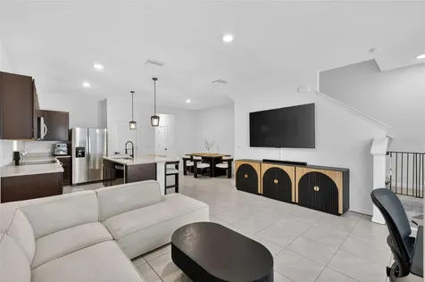 567 Mangrove Shade Circle Apollo Beach FL 33572