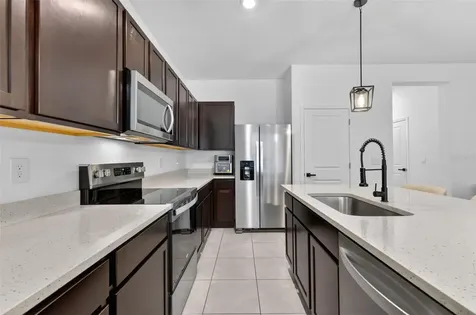 567 Mangrove Shade Circle Apollo Beach FL 33572