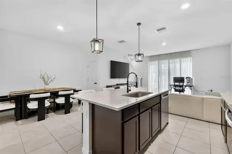 567 Mangrove Shade Circle Apollo Beach FL 33572