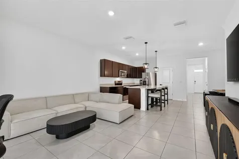 567 Mangrove Shade Circle Apollo Beach FL 33572