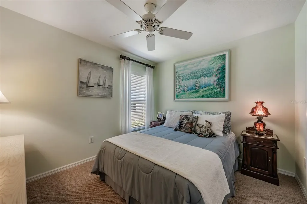 9459 Hunters Pond Drive Tampa FL 33647