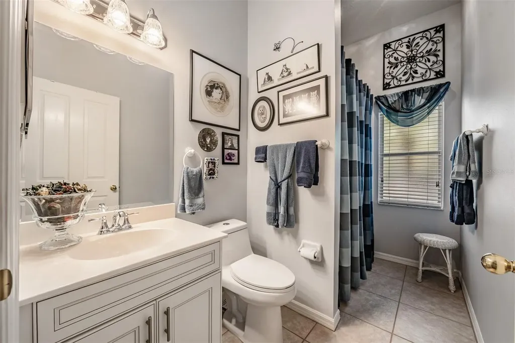 9459 Hunters Pond Drive Tampa FL 33647