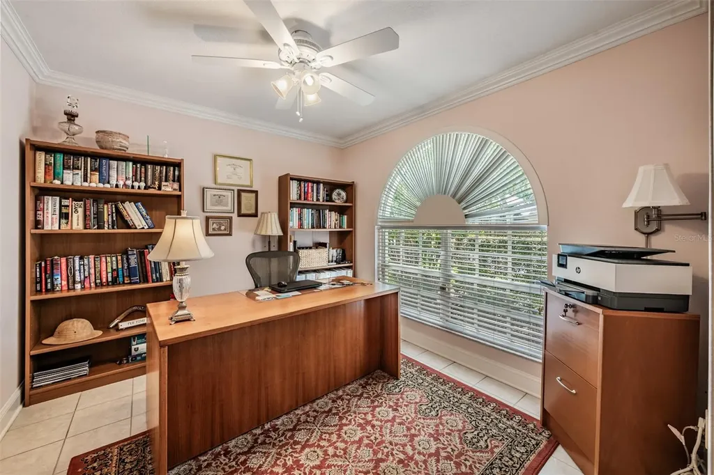 9459 Hunters Pond Drive Tampa FL 33647