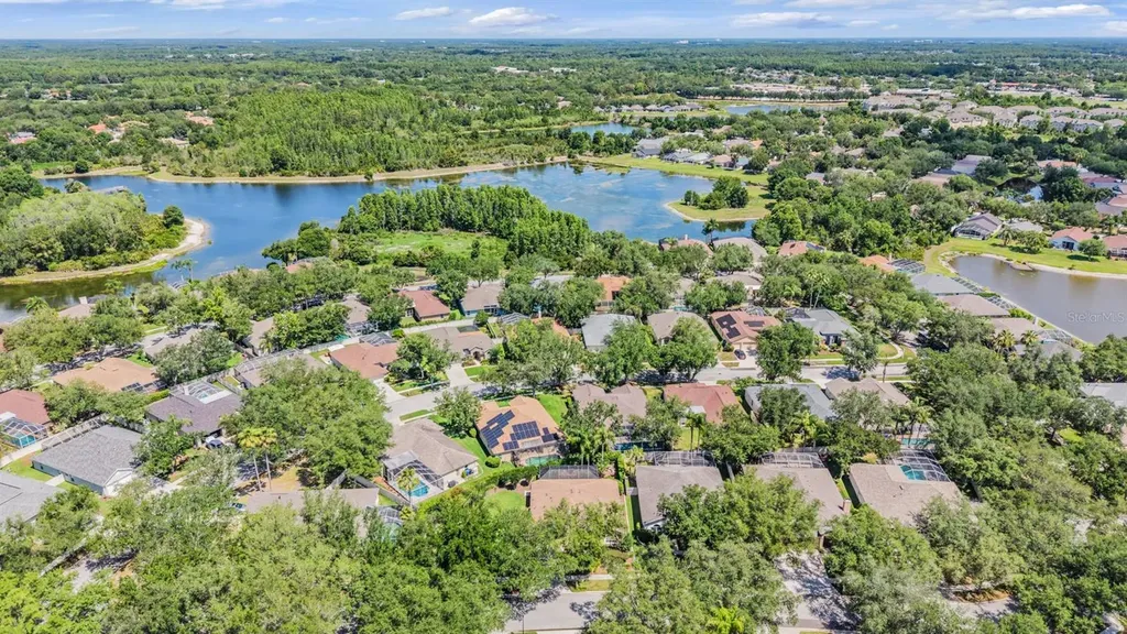 9459 Hunters Pond Drive Tampa FL 33647
