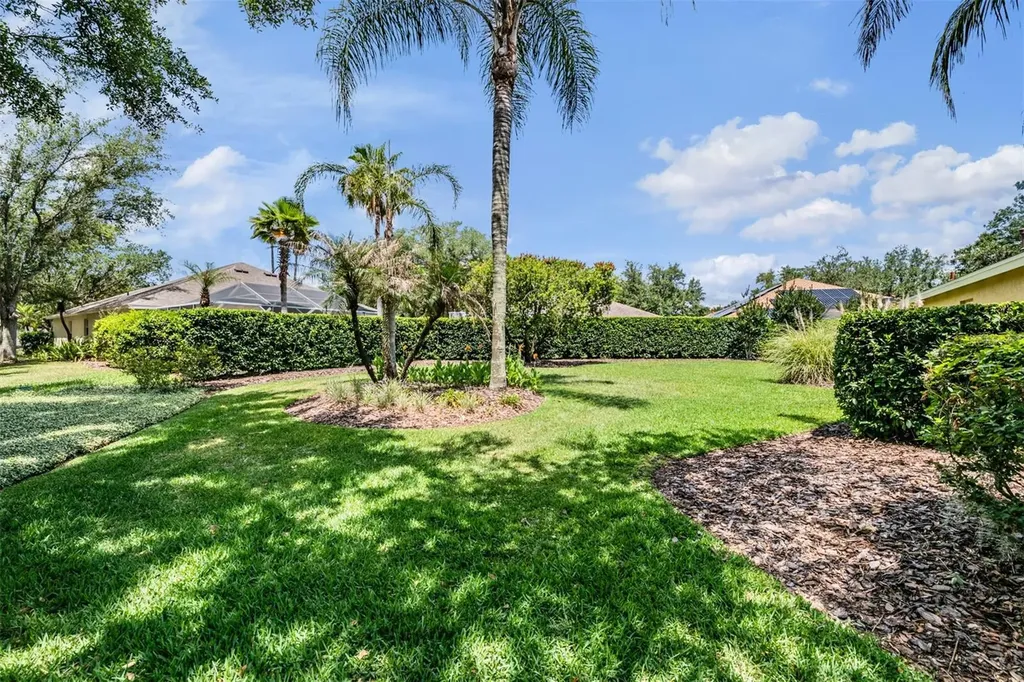 9459 Hunters Pond Drive Tampa FL 33647