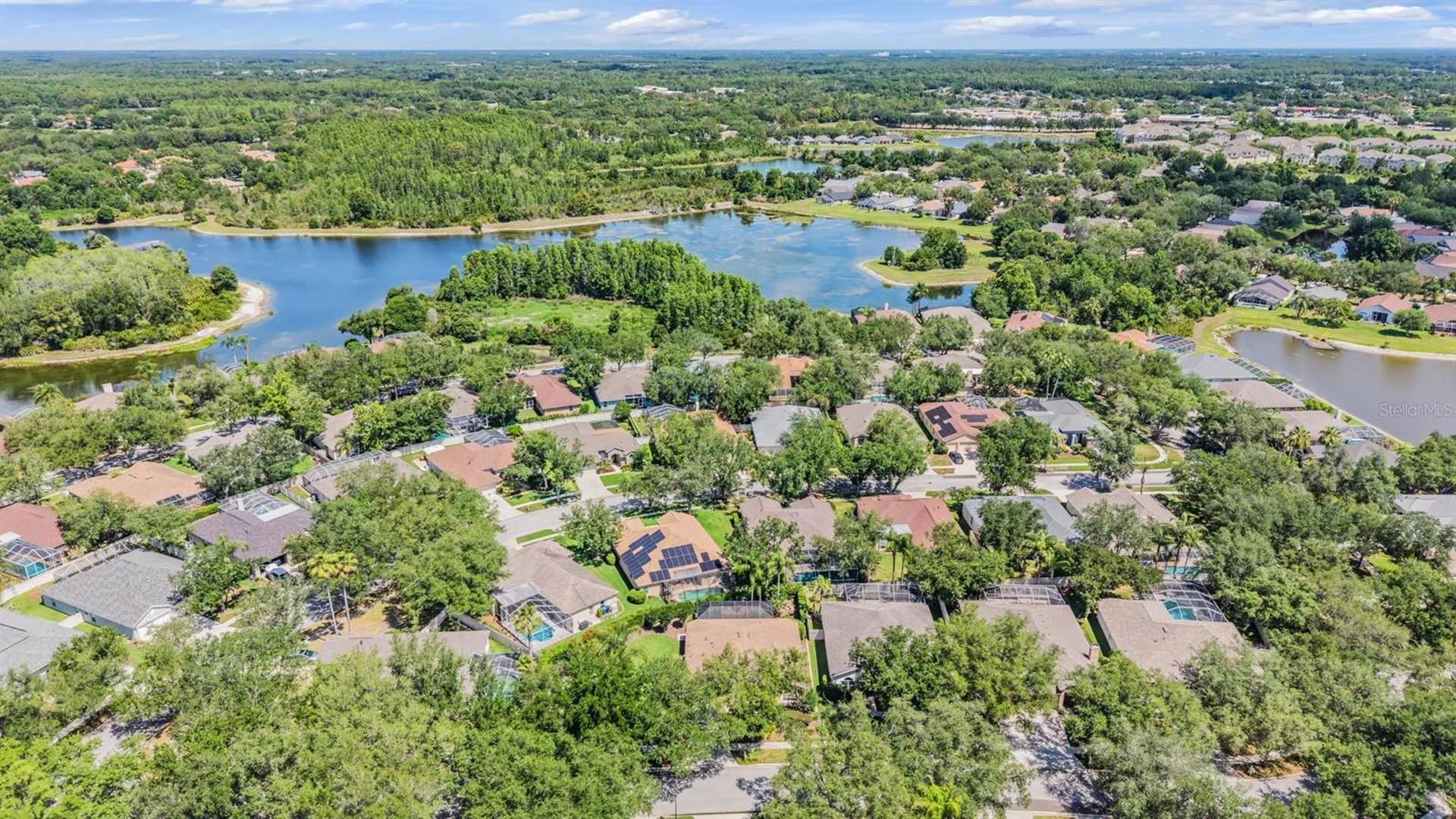 9459 Hunters Pond Drive Tampa FL 33647