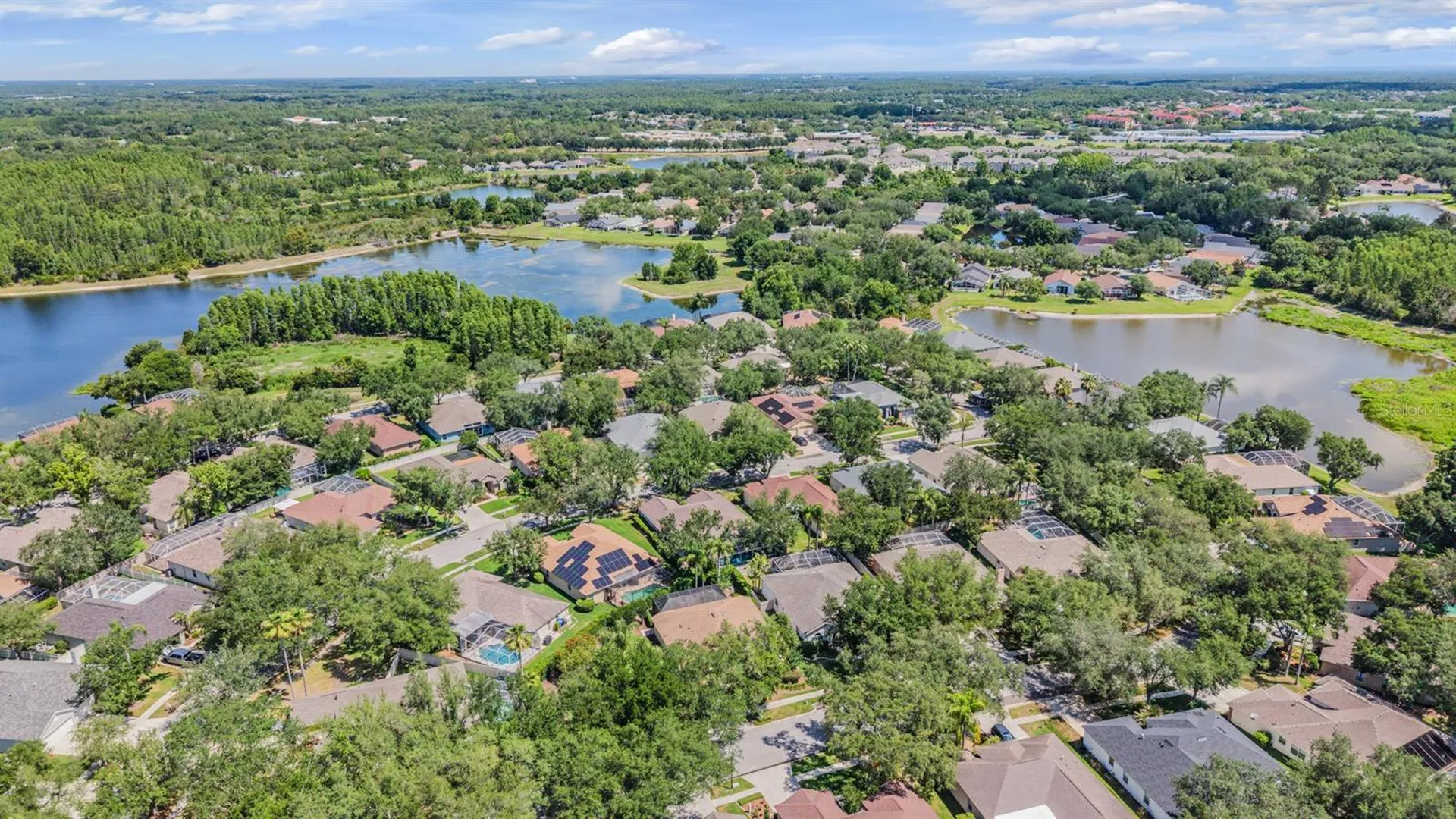9459 Hunters Pond Drive Tampa FL 33647