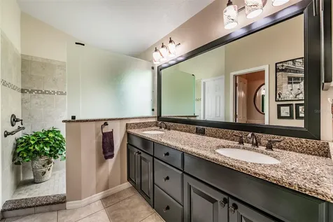 9459 Hunters Pond Drive Tampa FL 33647