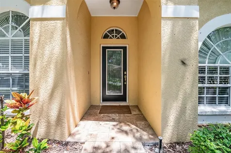 9459 Hunters Pond Drive Tampa FL 33647