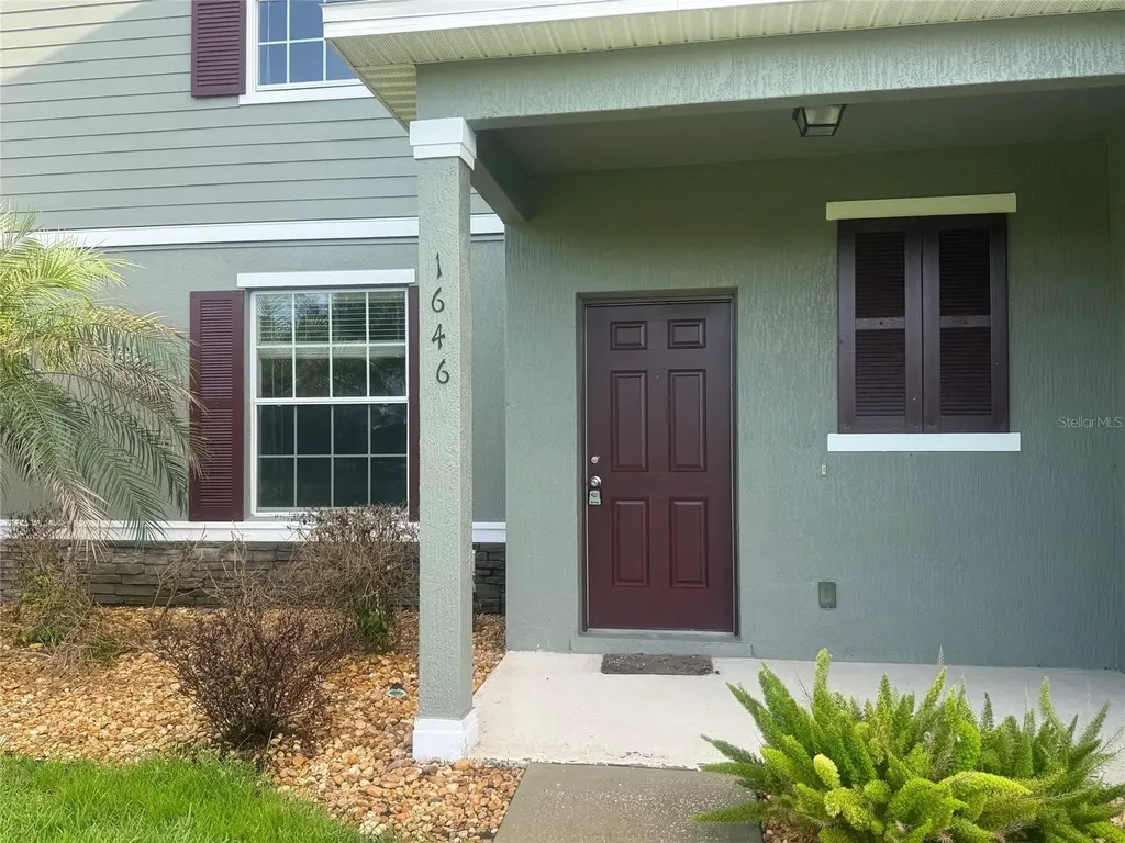 1646 Buckeye Falls Way Orlando FL 32824