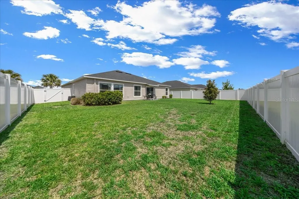 9329 SW 57th Terrace Ocala FL 34476