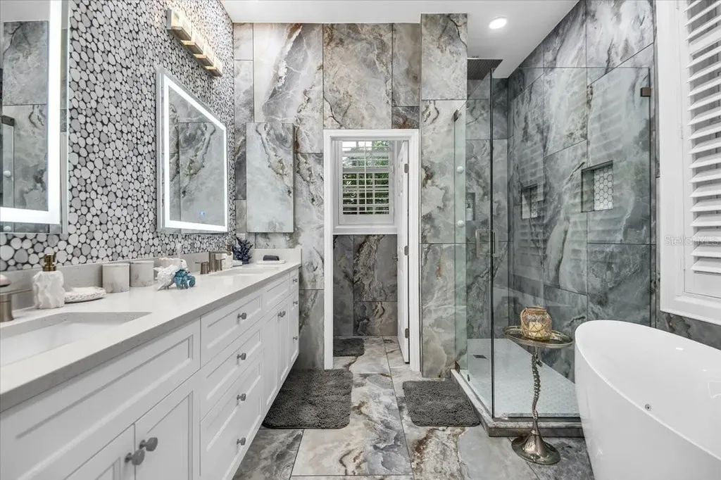 115 Edmondson Avenue Sarasota FL 34242