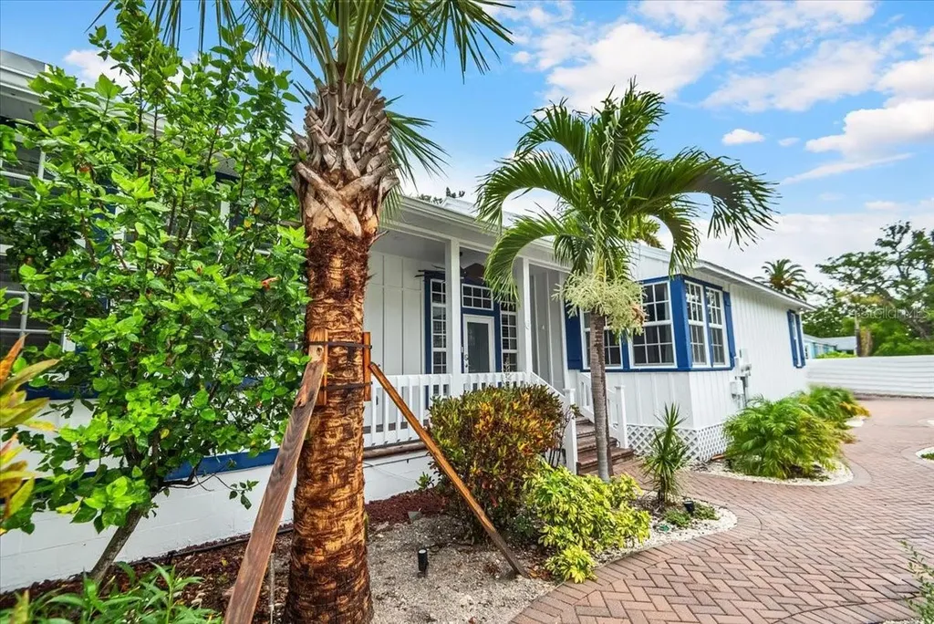 115 Edmondson Avenue Sarasota FL 34242