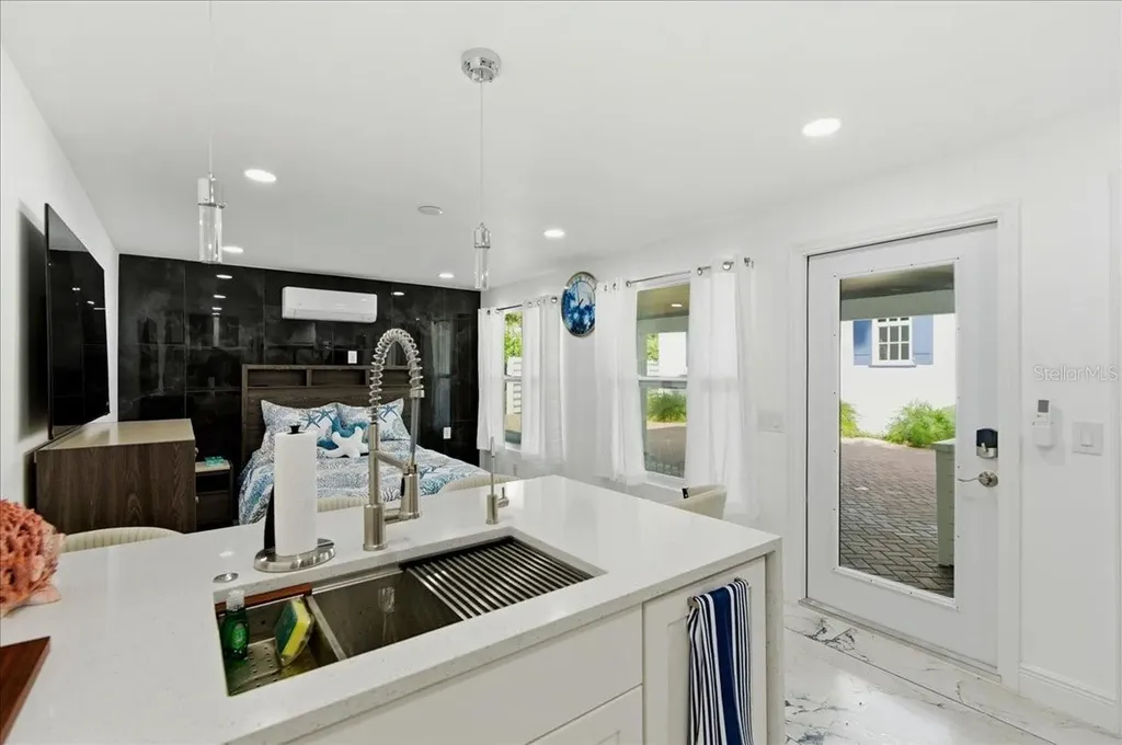 115 Edmondson Avenue Sarasota FL 34242