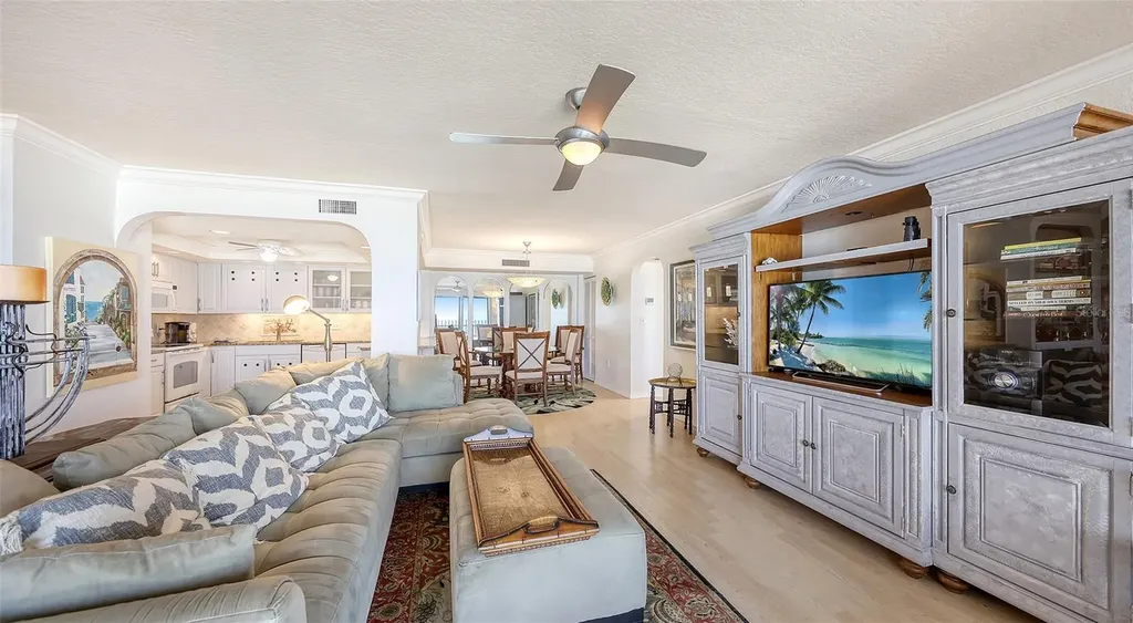 1 Benjamin Franklin Drive Sarasota FL 34236