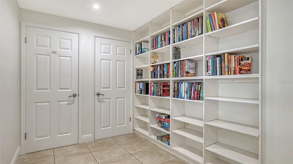 1 Benjamin Franklin Drive Sarasota FL 34236