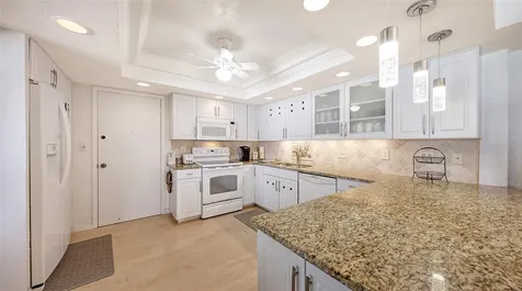 1 Benjamin Franklin Drive Sarasota FL 34236