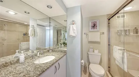 1 Benjamin Franklin Drive Sarasota FL 34236