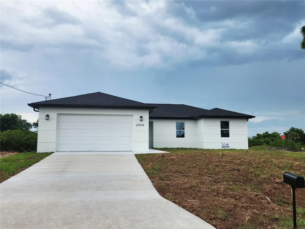 12025 Clarendon Avenue Port Charlotte FL 33981