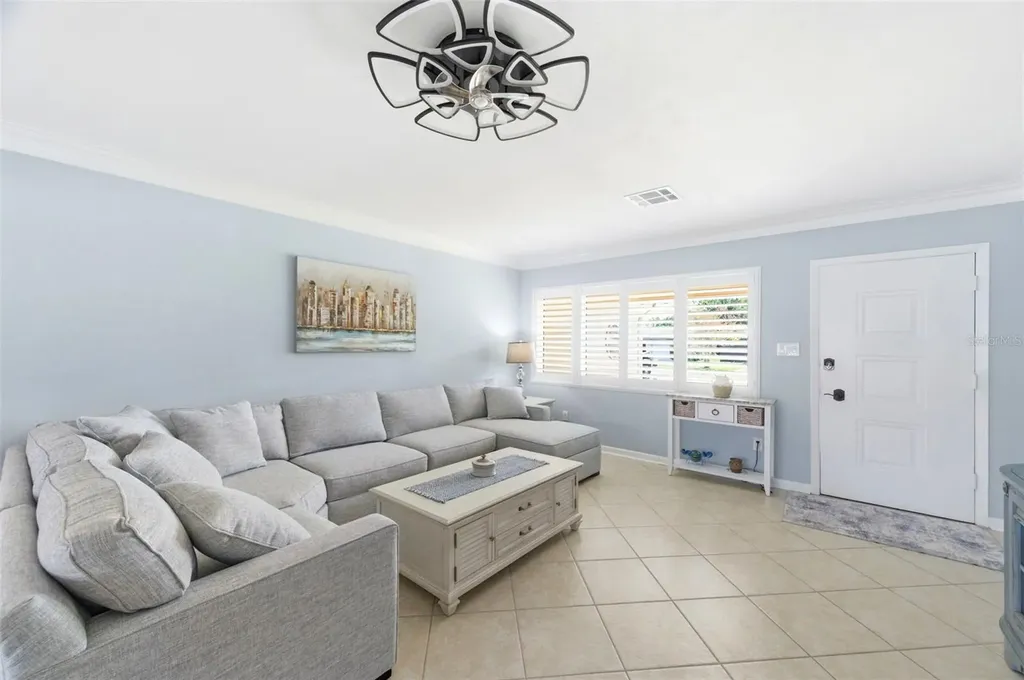 1727 Cypress Avenue Belleair FL 33756
