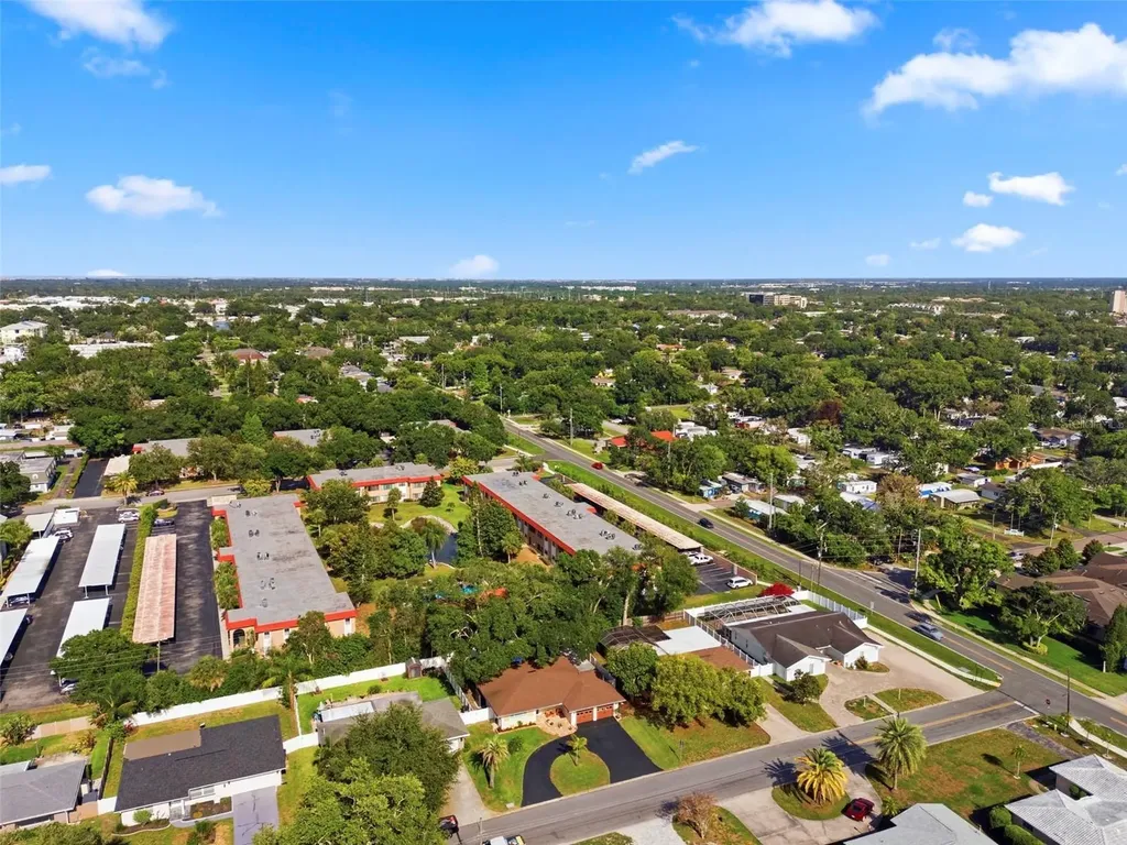 1727 Cypress Avenue Belleair FL 33756