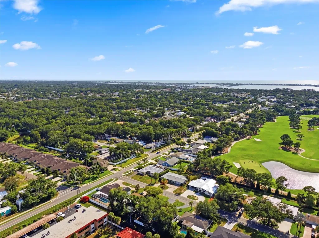1727 Cypress Avenue Belleair FL 33756