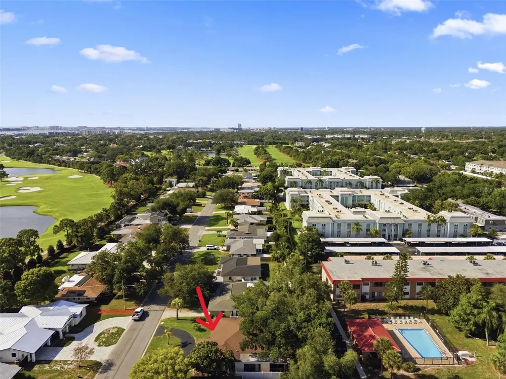 1727 Cypress Avenue Belleair FL 33756