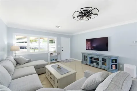 1727 Cypress Avenue Belleair FL 33756