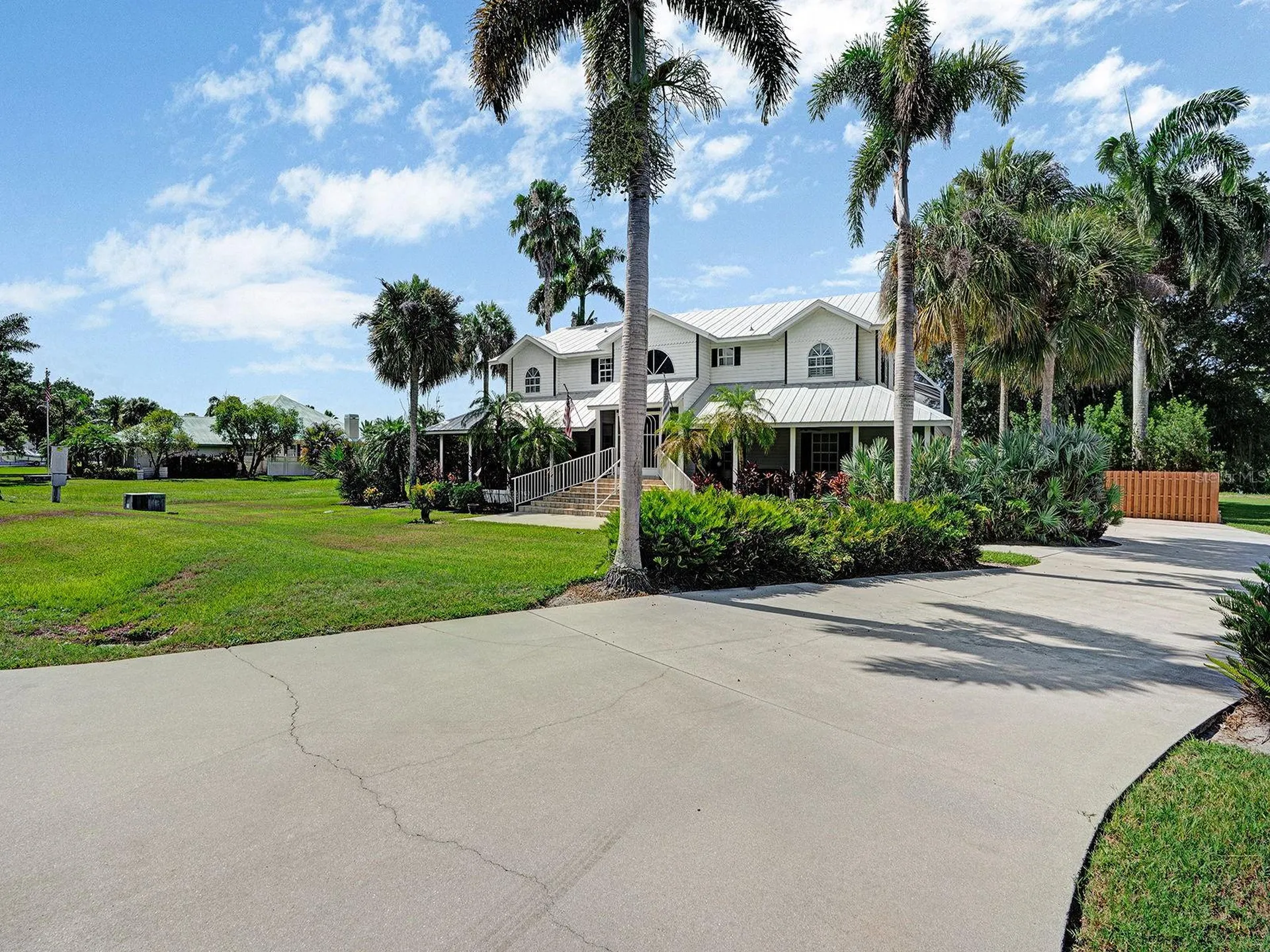 16270 Forest Mist Court Alva FL 33920