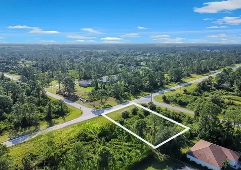 732 Columbus Boulevard S Lehigh Acres FL 33974