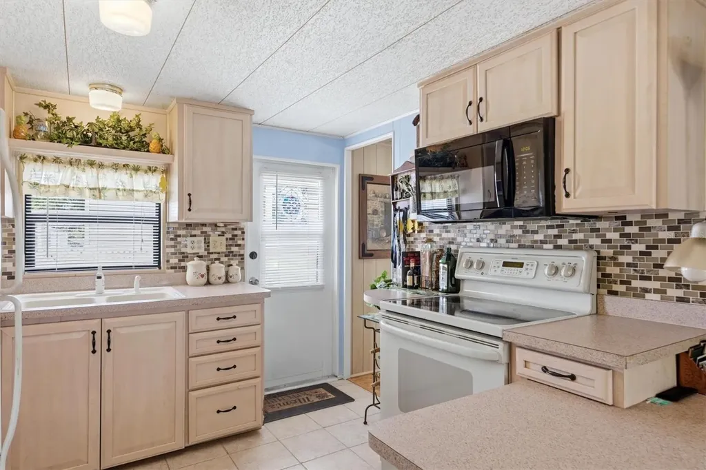 4109 12th Street E Ellenton FL 34222
