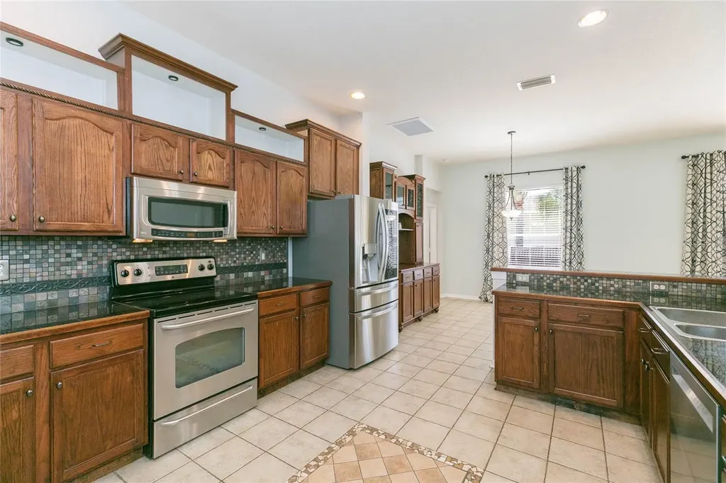 5315 Spectacular Bid Drive Wesley Chapel FL 33544