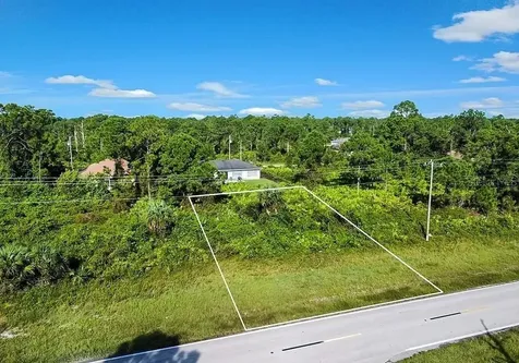 730 Columbus Boulevard S Lehigh Acres FL 33974
