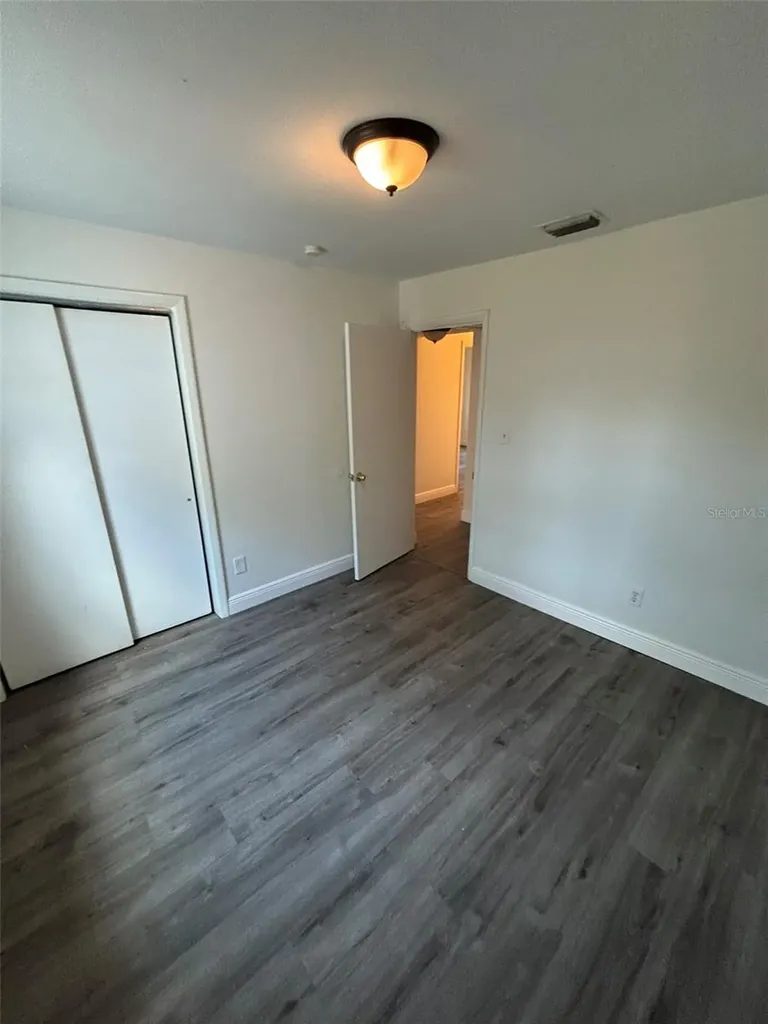 2908 E Howell Street Tampa FL 33610