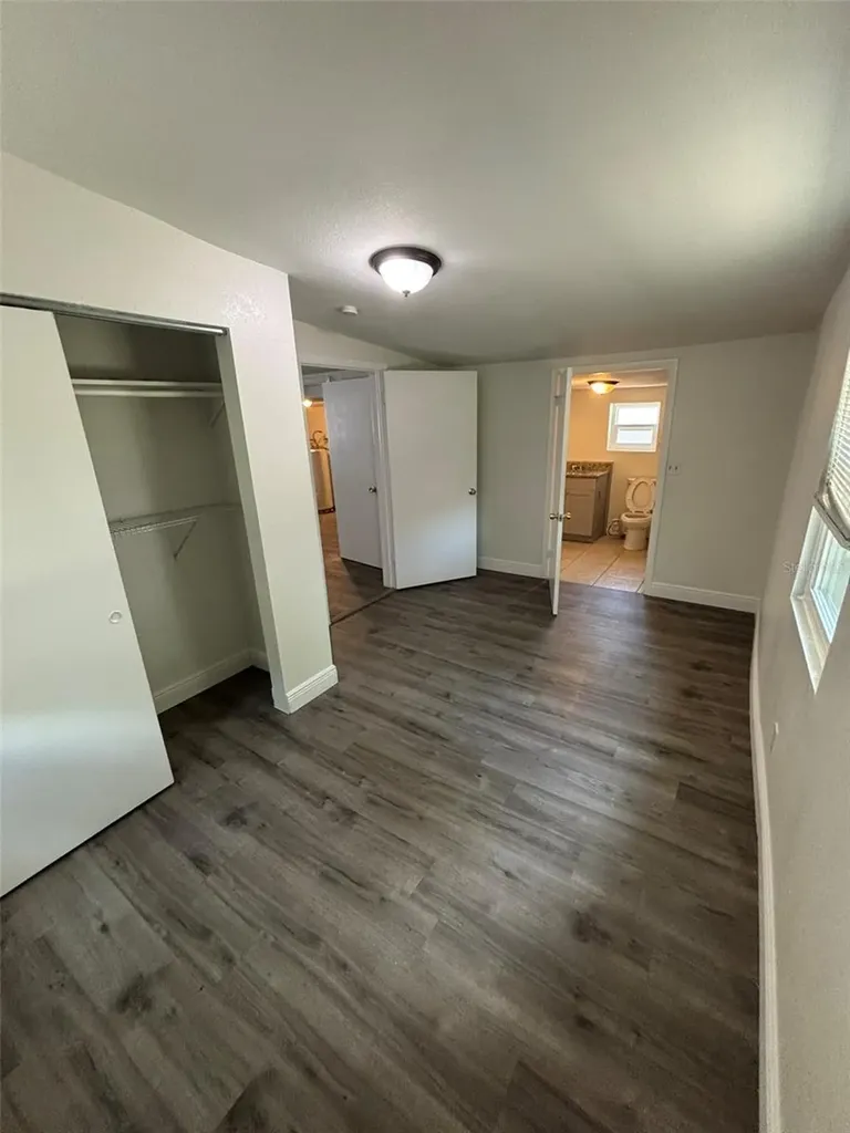 2908 E Howell Street Tampa FL 33610