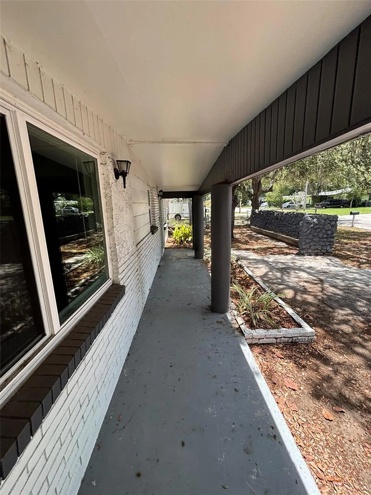 2908 E Howell Street Tampa FL 33610