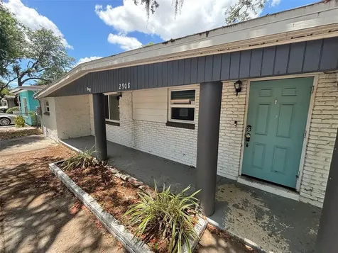 2908 E Howell Street Tampa FL 33610