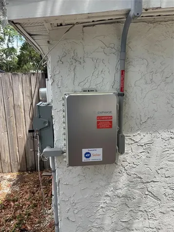 2908 E Howell Street Tampa FL 33610