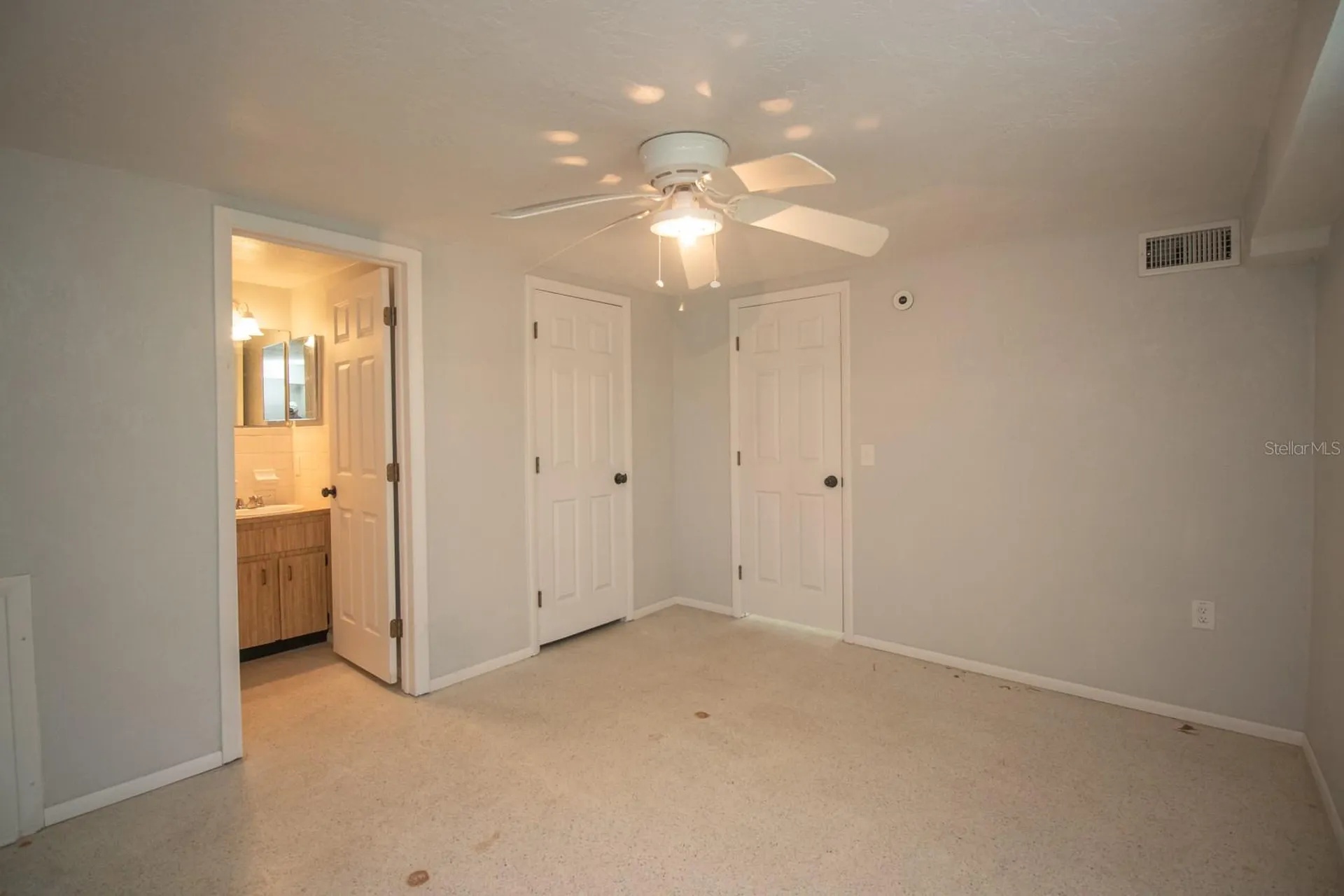 5615 Van Doren Avenue New Port Richey FL 34652