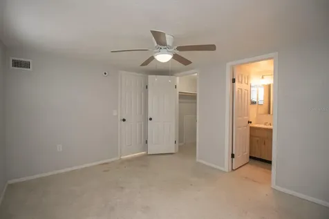5615 Van Doren Avenue New Port Richey FL 34652