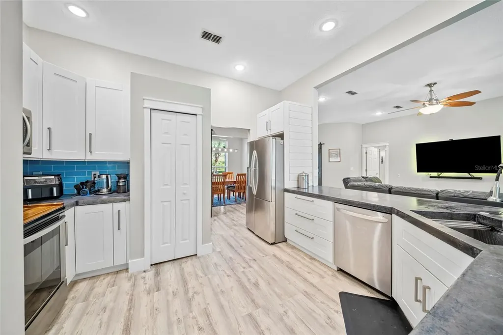 53 Oakwood Road Jacksonville Beach FL 32250