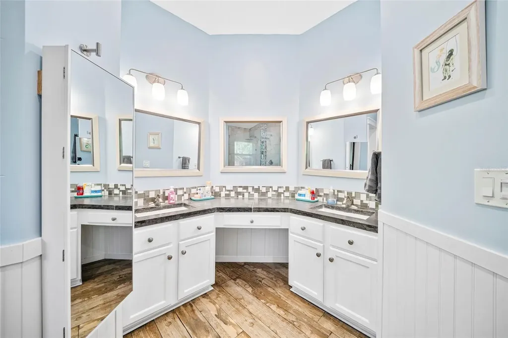 53 Oakwood Road Jacksonville Beach FL 32250