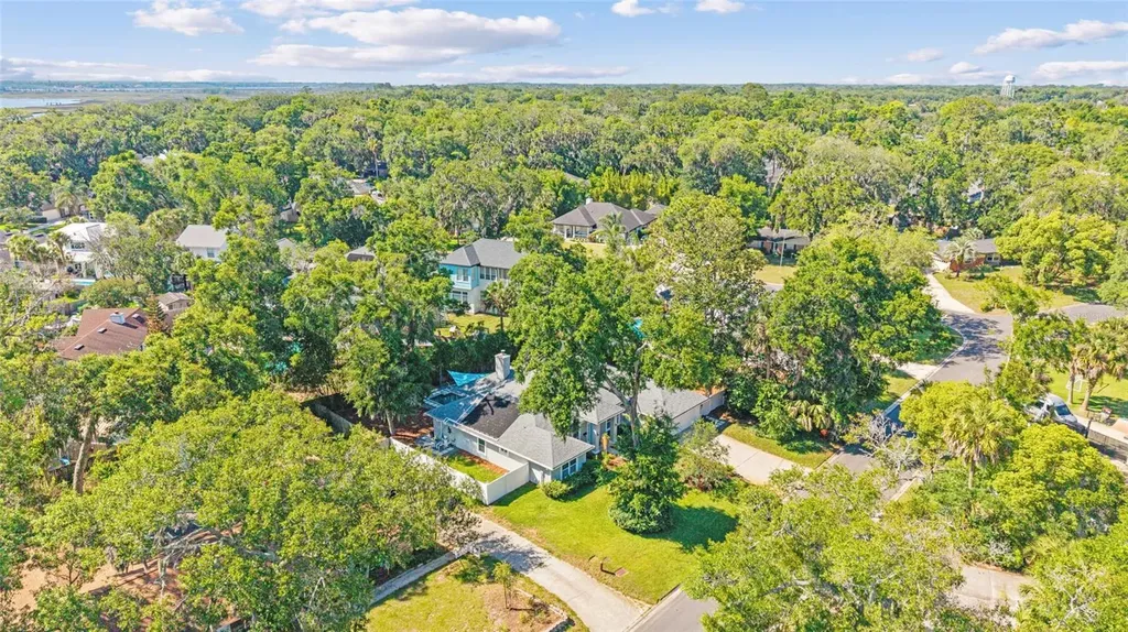 53 Oakwood Road Jacksonville Beach FL 32250