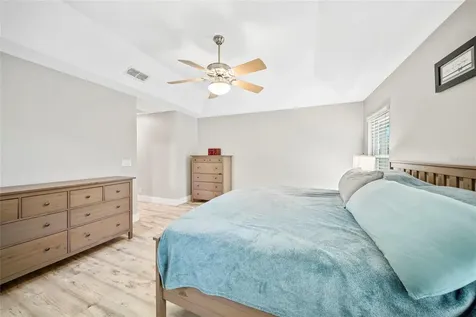53 Oakwood Road Jacksonville Beach FL 32250
