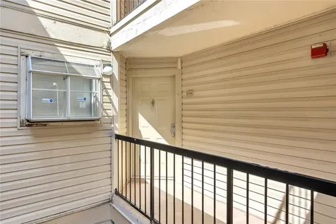1964 Lake Atriums Circle Orlando FL 32839