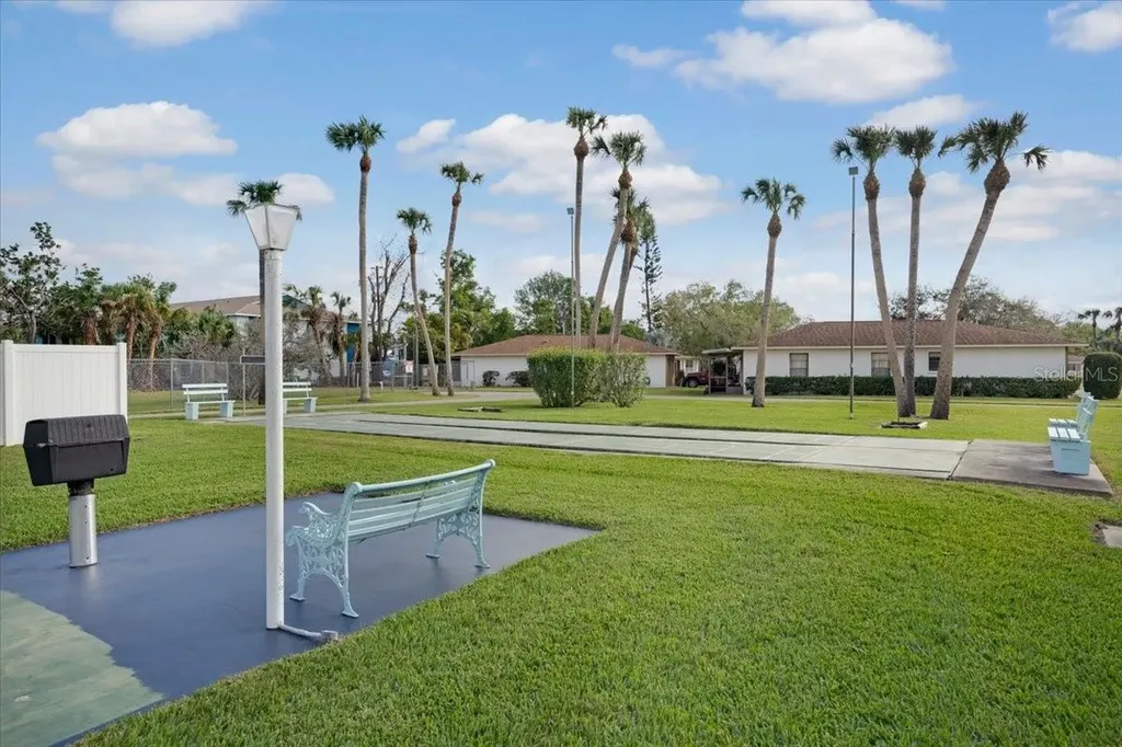 2719 51st Avenue W Bradenton FL 34207